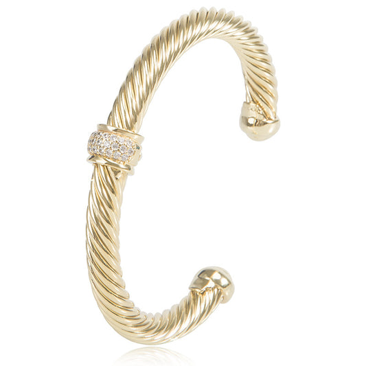 UpGlam gold bracelet