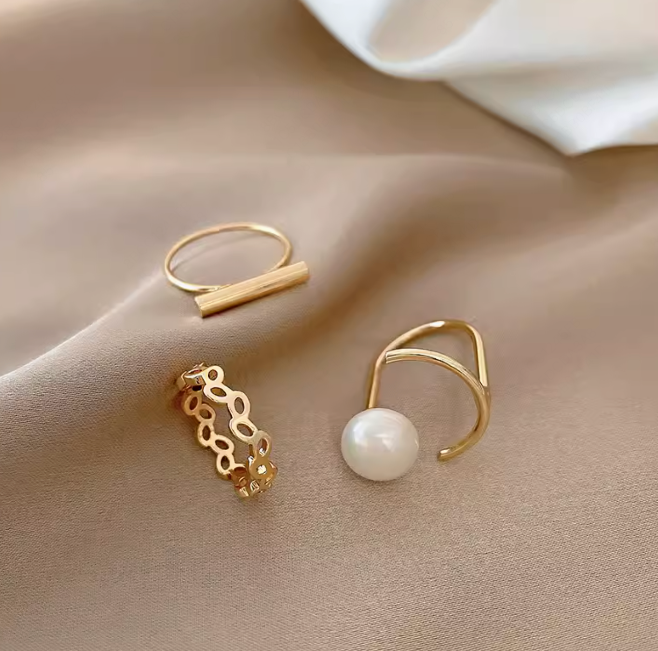 Upglam Gleaming Pearl Circlet ring stacks